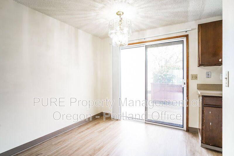 Townhouse for rent at 3510 SE Sherry Lane #5, Portland, OR 97222