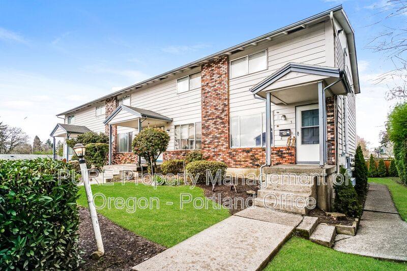 Townhouse for rent at 3510 SE Sherry Lane #5, Portland, OR 97222