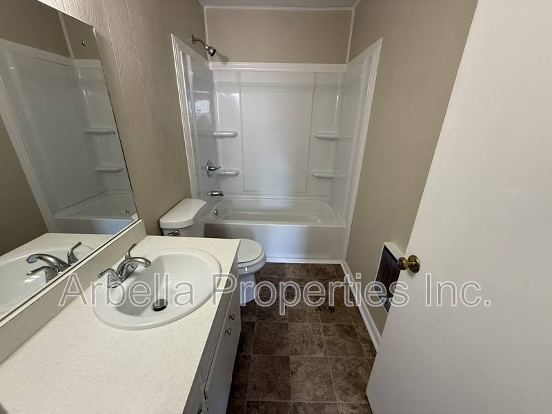 Townhouse for rent at 1404 Bloomingdale Rd #A4, Kingsport, TN 37660
