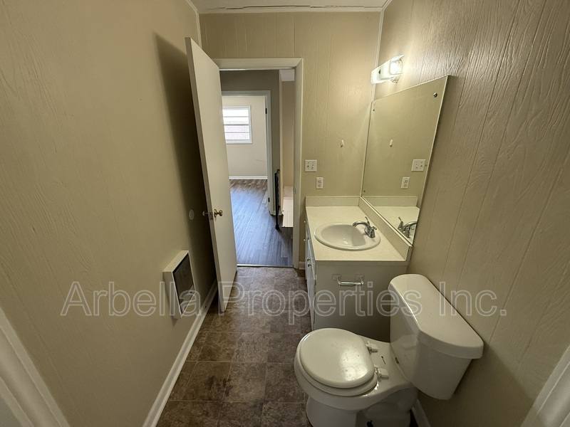 Townhouse for rent at 1404 Bloomingdale Rd #A4, Kingsport, TN 37660