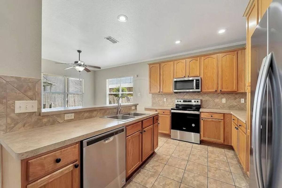 House for rent at 5305 Rimes Ranch Dr, Killeen, TX 76549