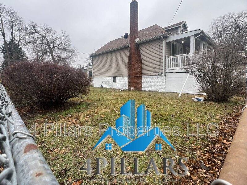 House for rent at 123 Arthur Ave, Hobart, IN 46342
