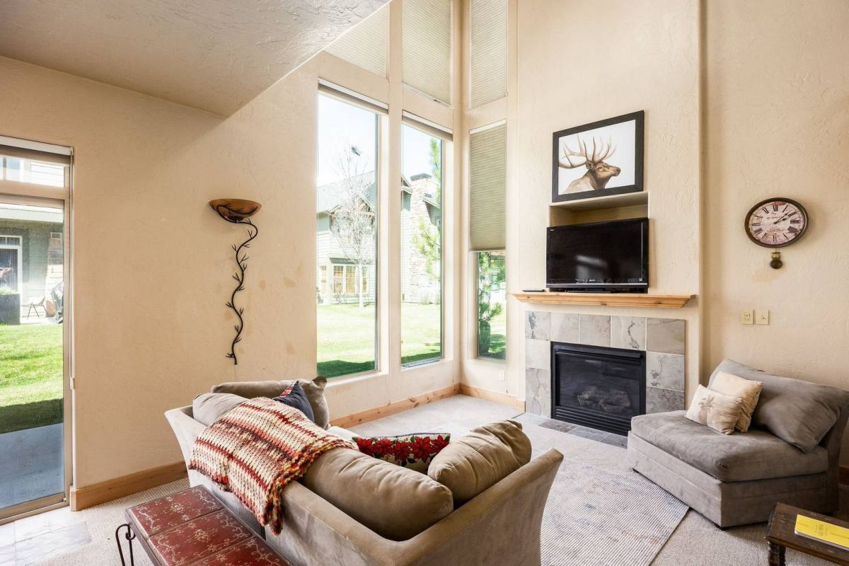Townhouse for rent at 6144 Fox Point Circle, Park City, UT 84098