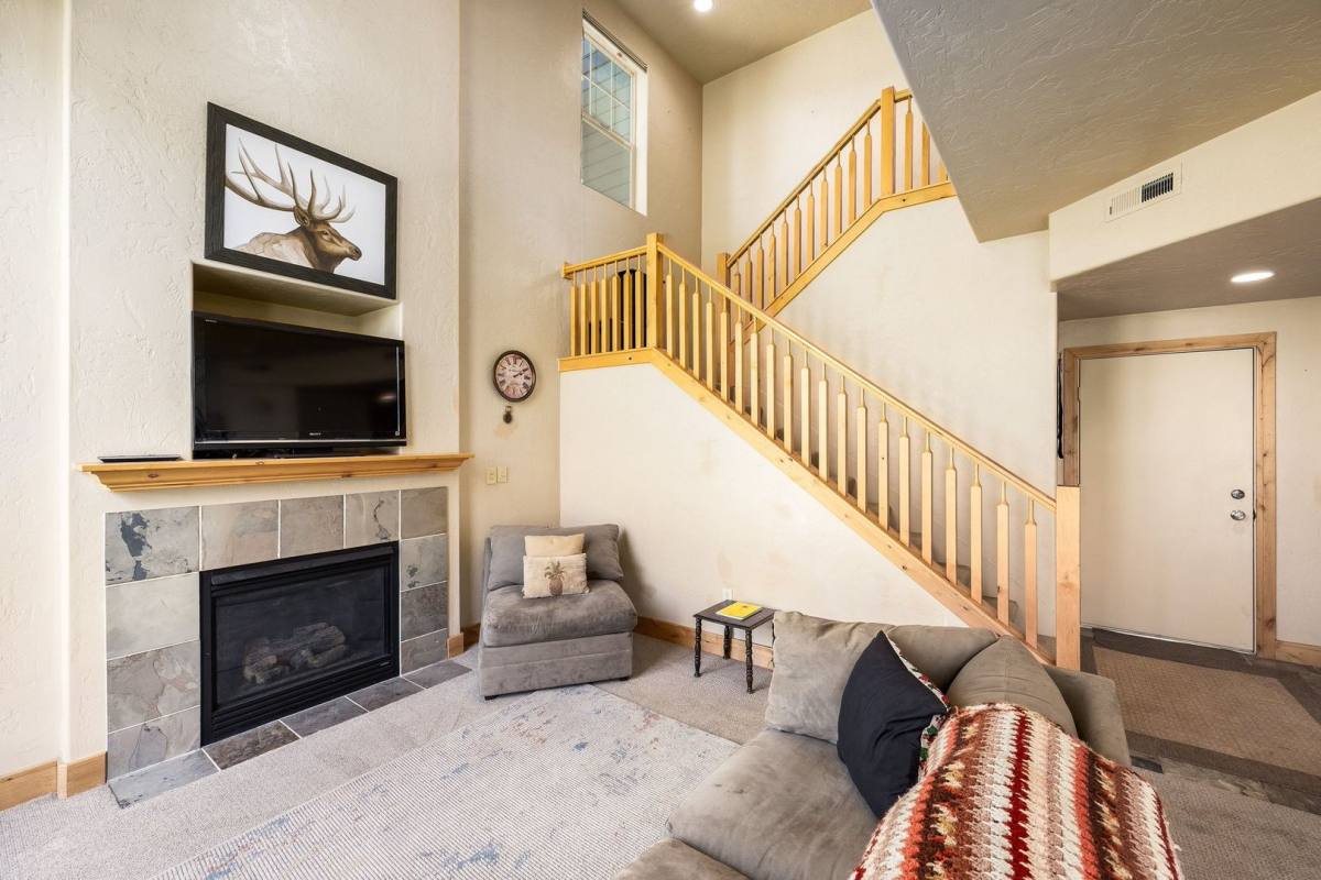 Townhouse for rent at 6144 Fox Point Circle, Park City, UT 84098