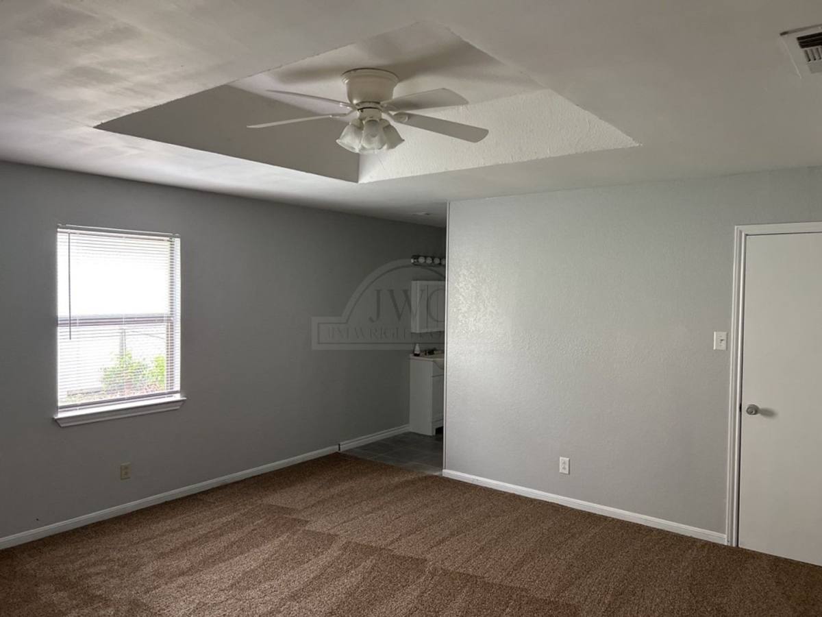 House for rent at 1704 Big Bend Dr, Killeen, TX 76549