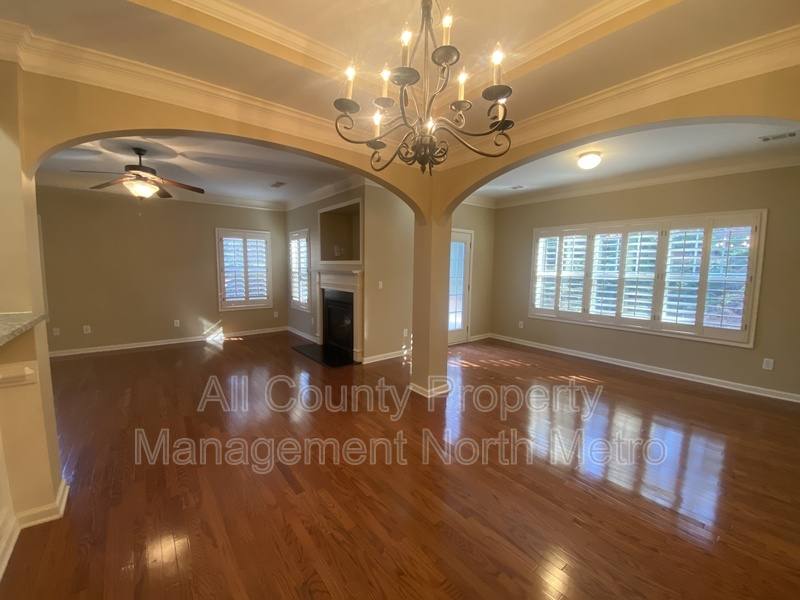 Townhouse for rent at 5365 Donehoo Court, Alpharetta, GA 30005