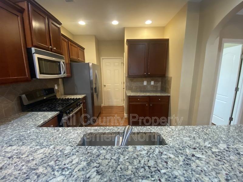 Townhouse for rent at 5365 Donehoo Court, Alpharetta, GA 30005