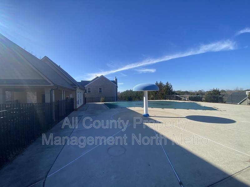 Townhouse for rent at 5365 Donehoo Court, Alpharetta, GA 30005