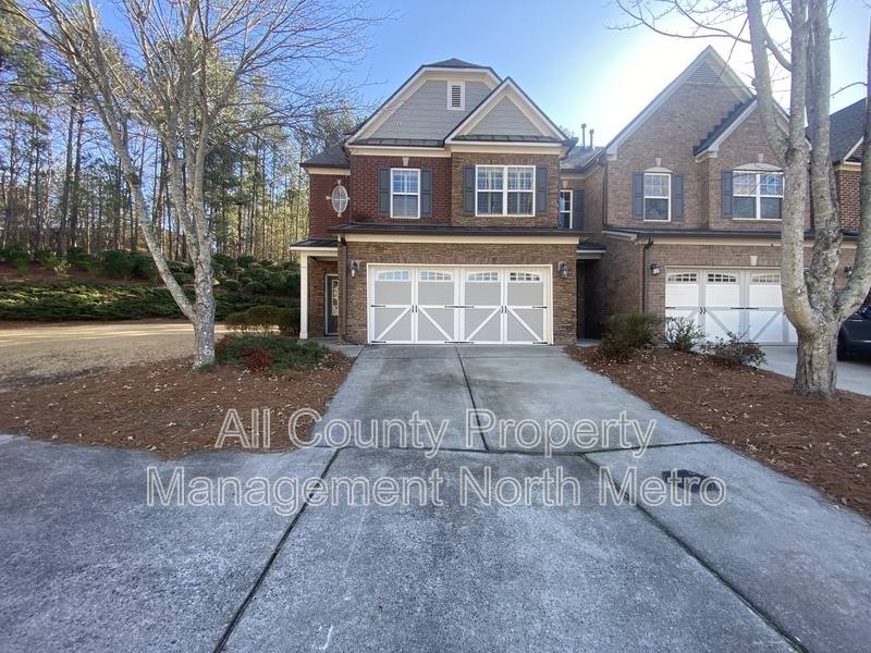 Townhouse for rent at 5365 Donehoo Court, Alpharetta, GA 30005