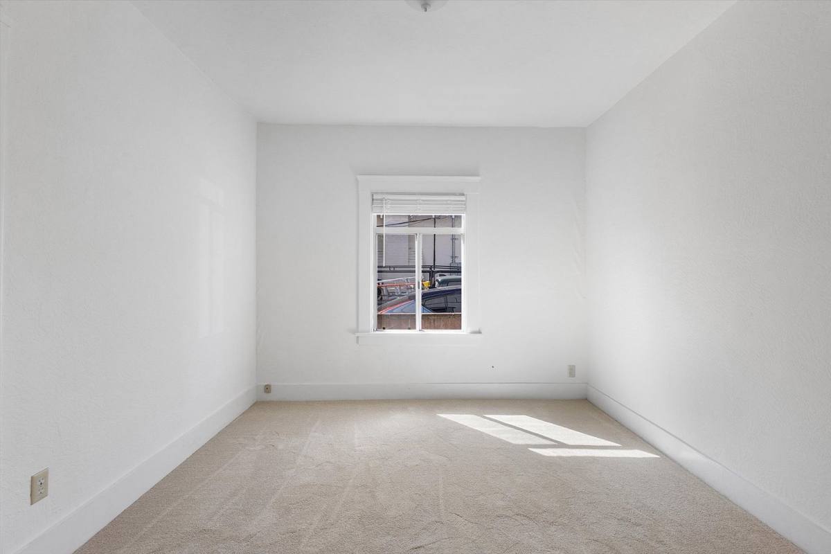 Apartment for rent at 2312 San Antonio Ave, Alameda, CA 94501