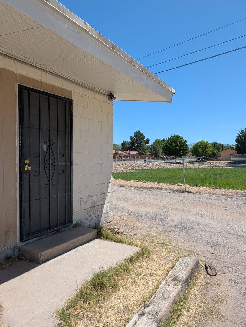Apartment for rent at 1226 Goff Blvd SW, Albuquerque, NM 87105
