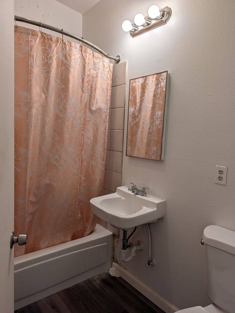 Apartment for rent at 1226 Goff Blvd SW, Albuquerque, NM 87105