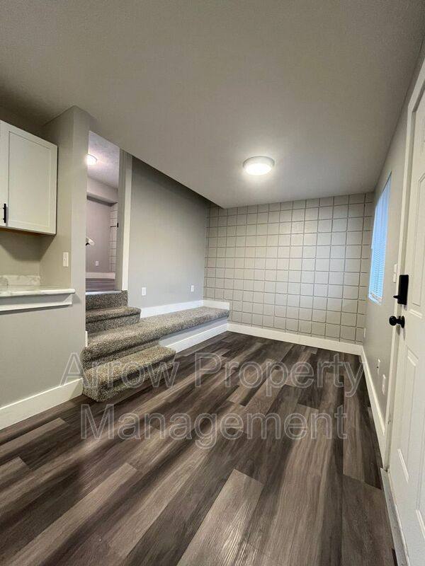 Apartment for rent at 877 N 26 #25, Lincoln, NE 68503