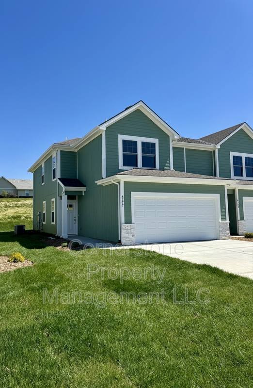 Apartment for rent at 8377 Valley Spring Dr #1, De Soto, KS 66018