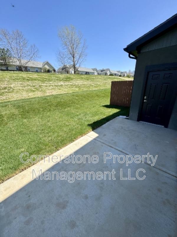 Apartment for rent at 8377 Valley Spring Dr #1, De Soto, KS 66018