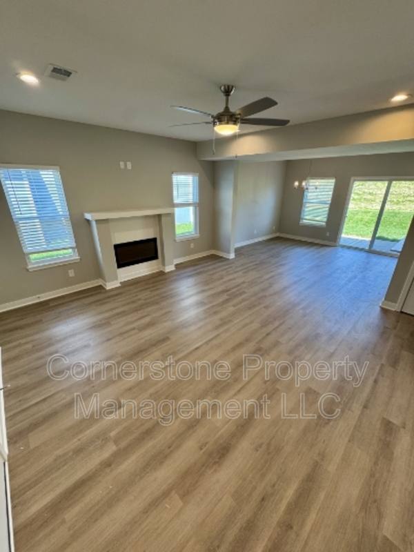 Apartment for rent at 8377 Valley Spring Dr #1, De Soto, KS 66018
