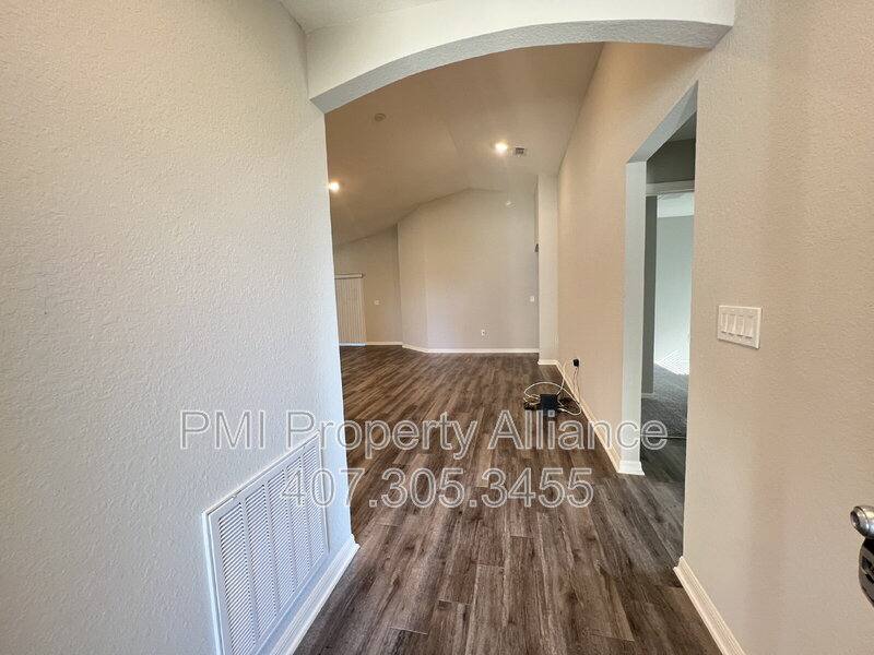House for rent at 1002 Corso Dr, Winter Haven, FL 33884