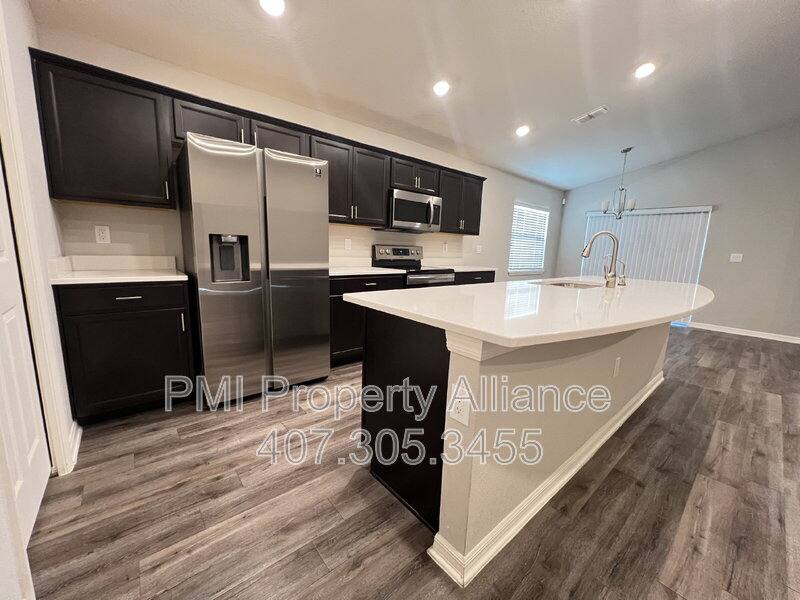 House for rent at 1002 Corso Dr, Winter Haven, FL 33884