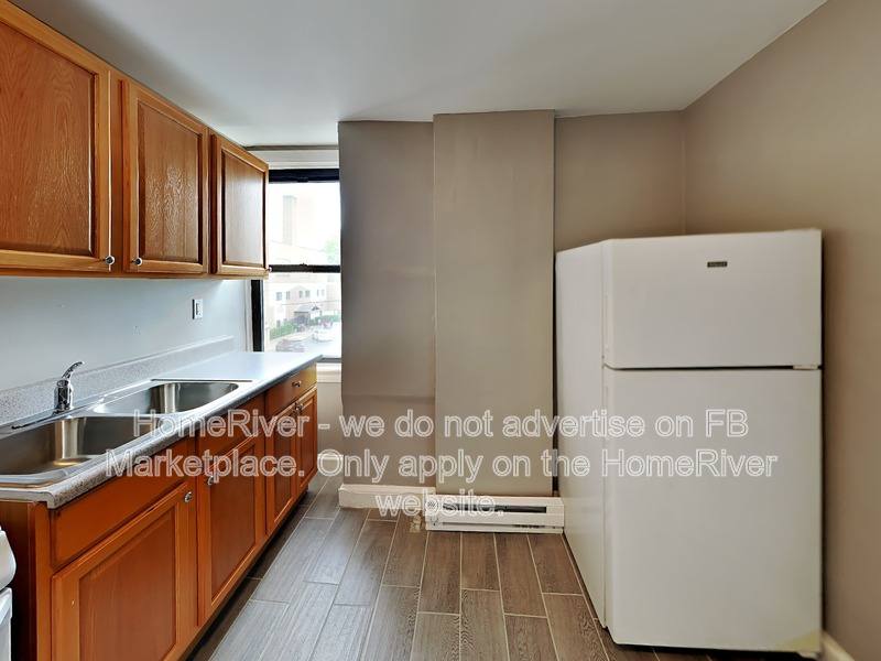 Apartment for rent at 33 S 18th St #2, Harrisburg, PA 17104