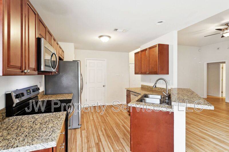 House for rent at 70252 8th St, Covington, LA 70433