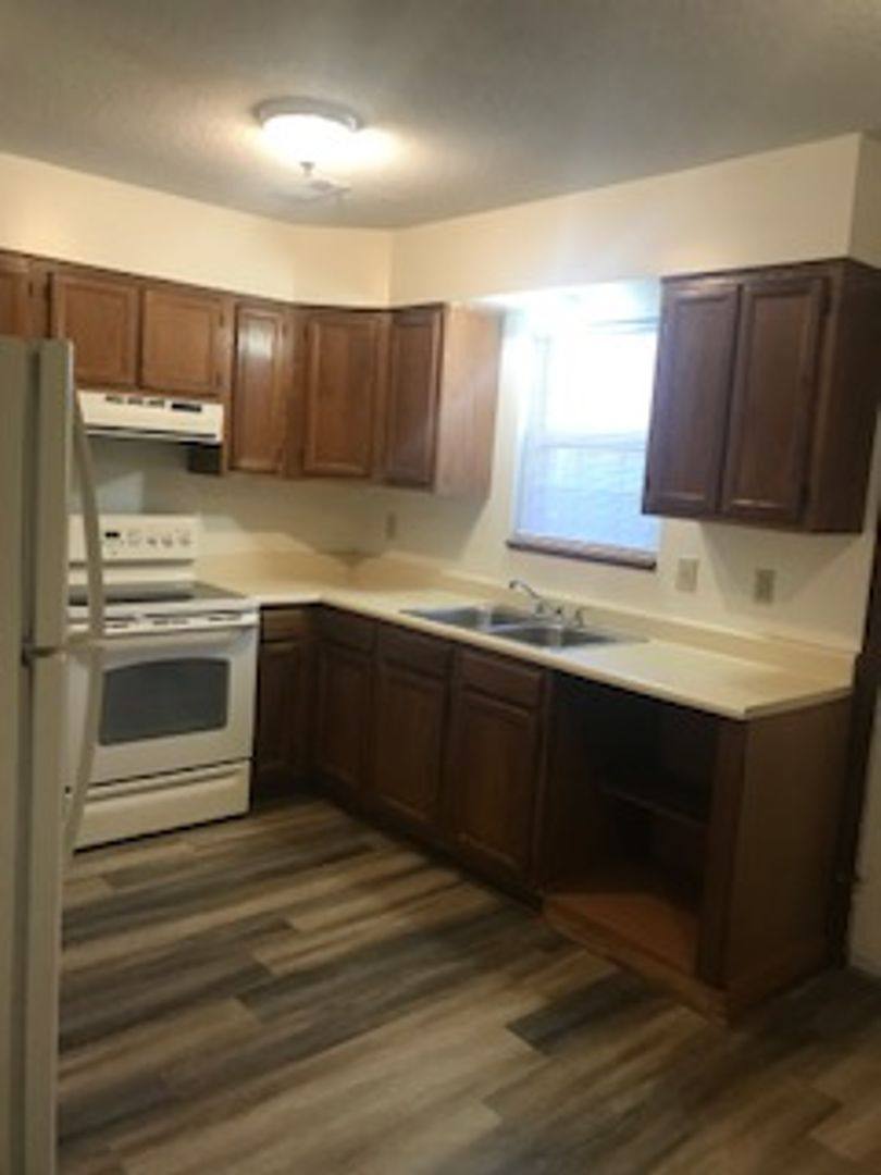 Townhouse for rent at 1005 Raleigh St #C, Elizabeth City, NC 27909