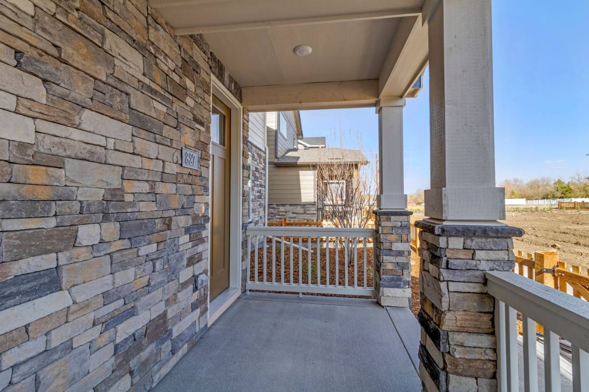 House for rent at 827 N Quatar St, Aurora, CO 80018