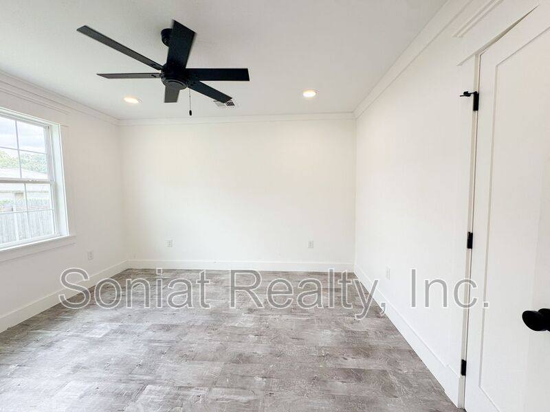 House for rent at 233 Jefferson Heights, New Orleans, LA 70121