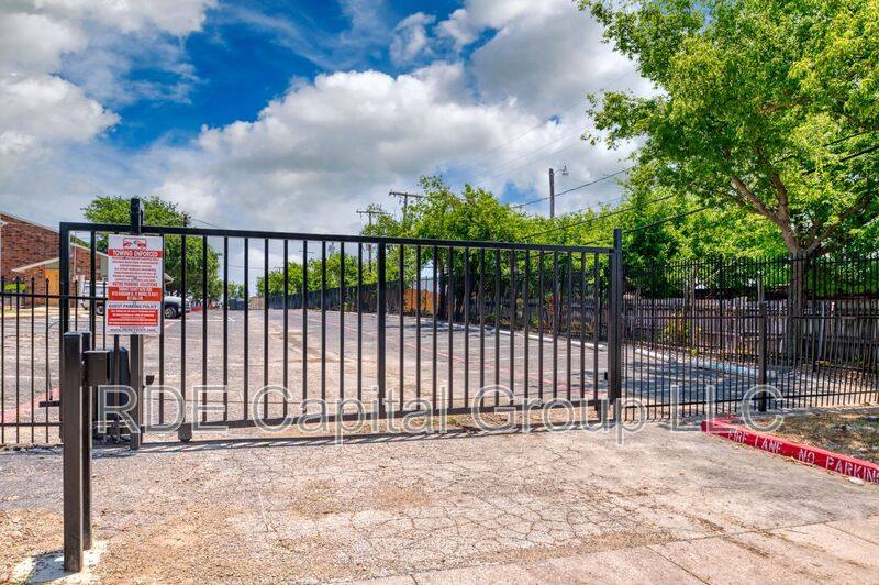 Apartment for rent at 8045 W Elizabeth Lane #223, Fort Worth, TX 76116
