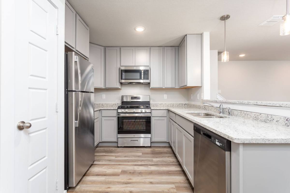 Townhouse for rent at 213 Stefan Estate, San Antonio, TX 78253