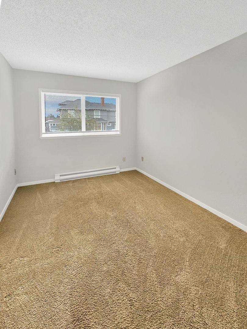 Apartment for rent at 1002 N J St, Tacoma, WA 98403