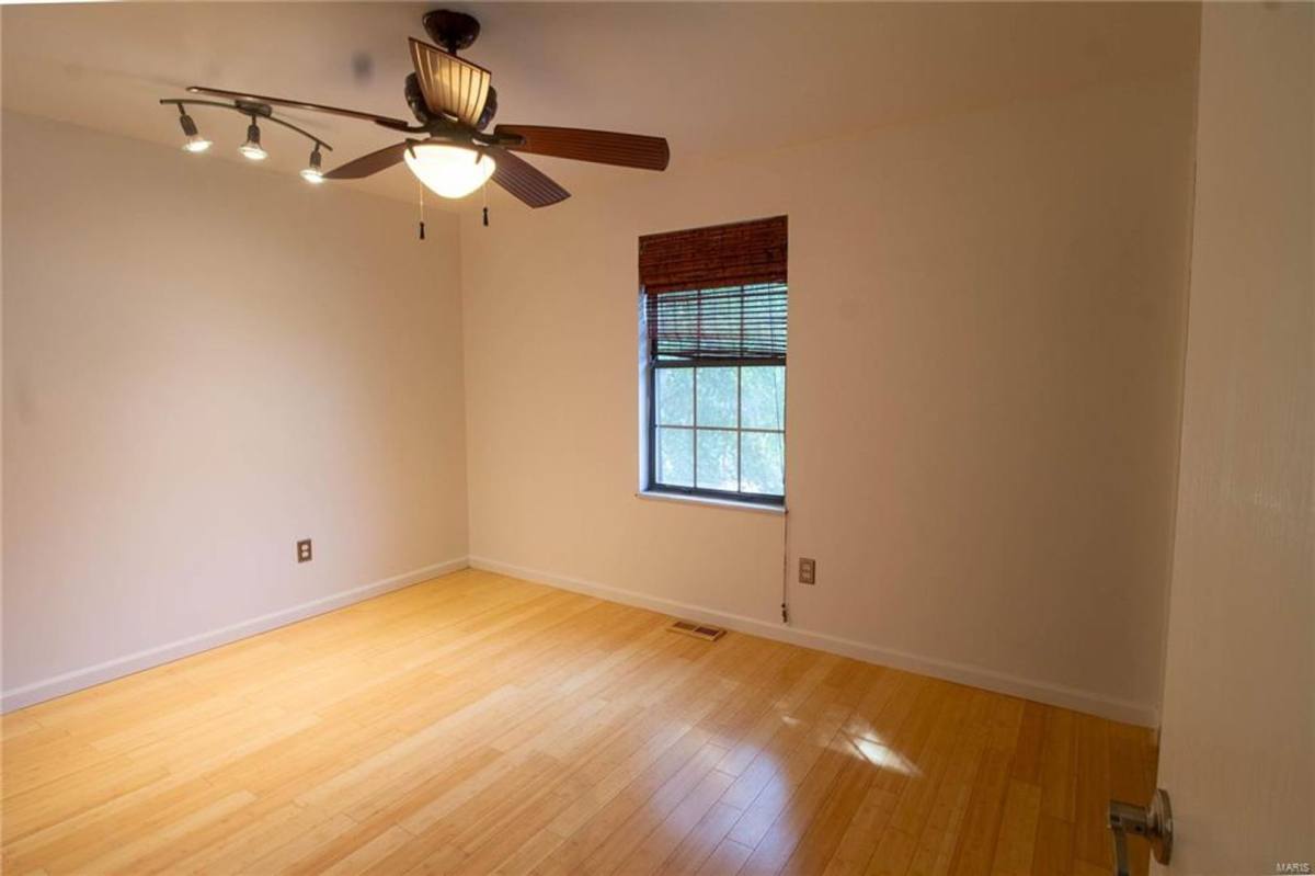 House for rent at 18 Brooker Court, Saint Peters, MO 63376