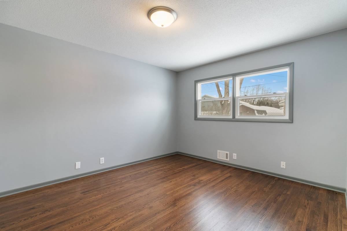 House for rent at 797 Greenway Ave N, Saint Paul, MN 55128