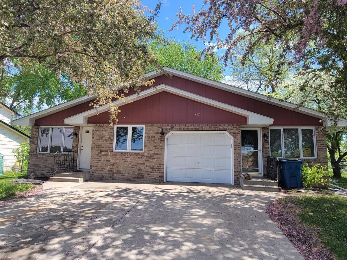 House for rent at 797 Greenway Ave N, Saint Paul, MN 55128