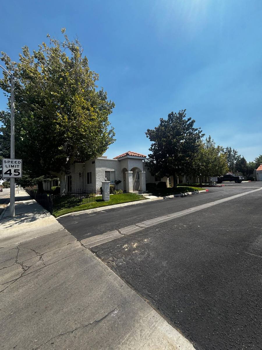 Townhouse for rent at 2818 - 2852 W Ave, Lancaster, CA 93536