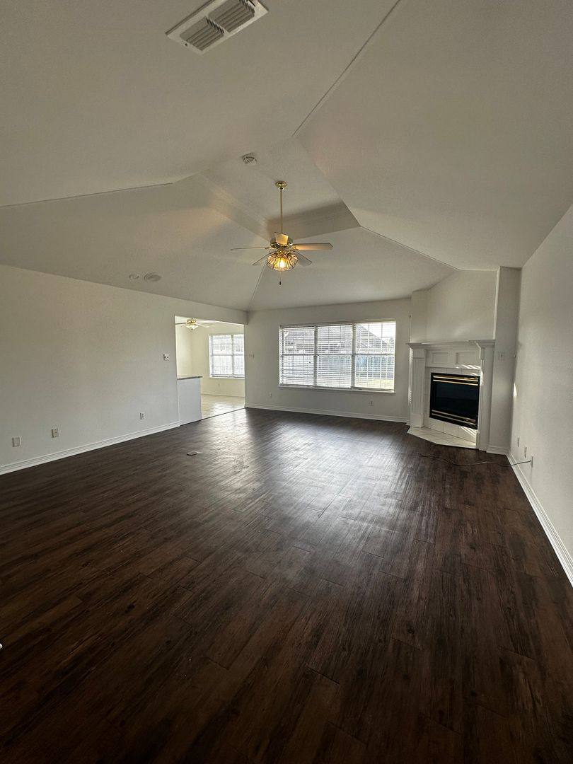 House for rent at 3800 Fern Ridge, Longview, TX 75604