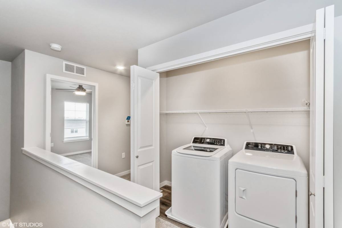 Townhouse for rent at 121 Griswold Way SW, Cedar Rapids, IA 52404
