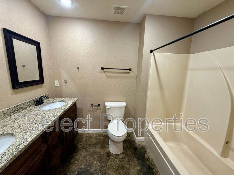 House for rent at 206 S Bernis, Brookland, AR 72417