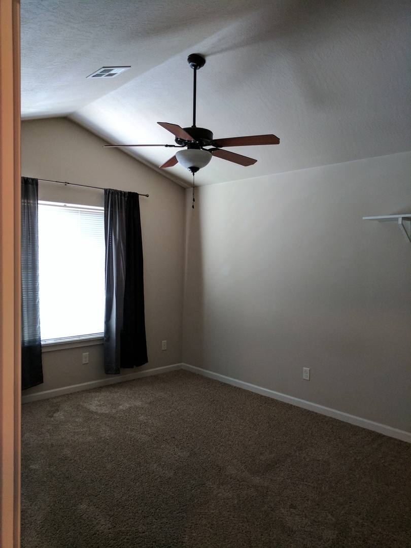 Apartment for rent at 311 - 339 S, Springfield, OR 97478