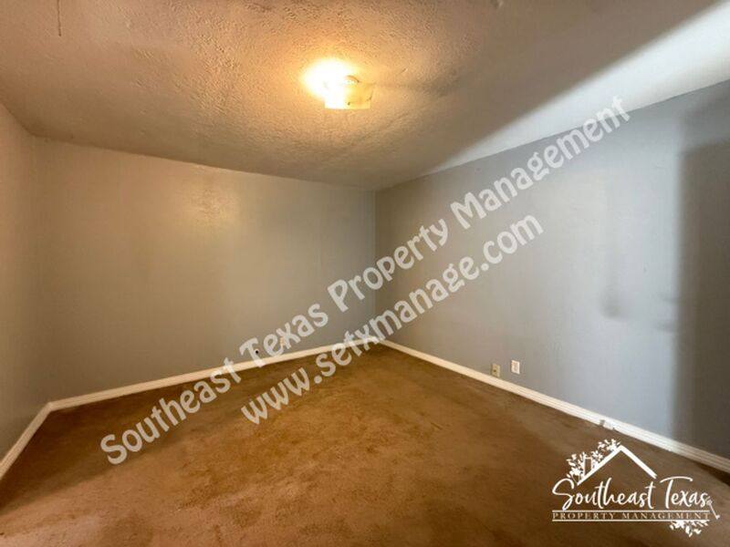 House for rent at 4455 S 5th St, Beaumont, TX 77705