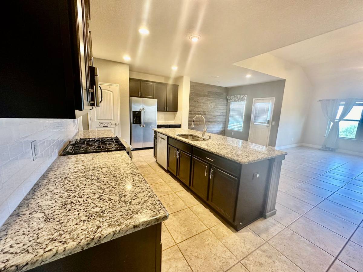House for rent at 1010 Bar Z Ranch, San Antonio, TX 78245
