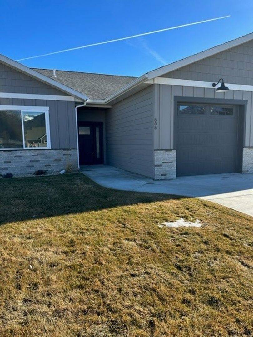 Townhouse for rent at 808 Van Allen Way, Hamilton, MT 59840