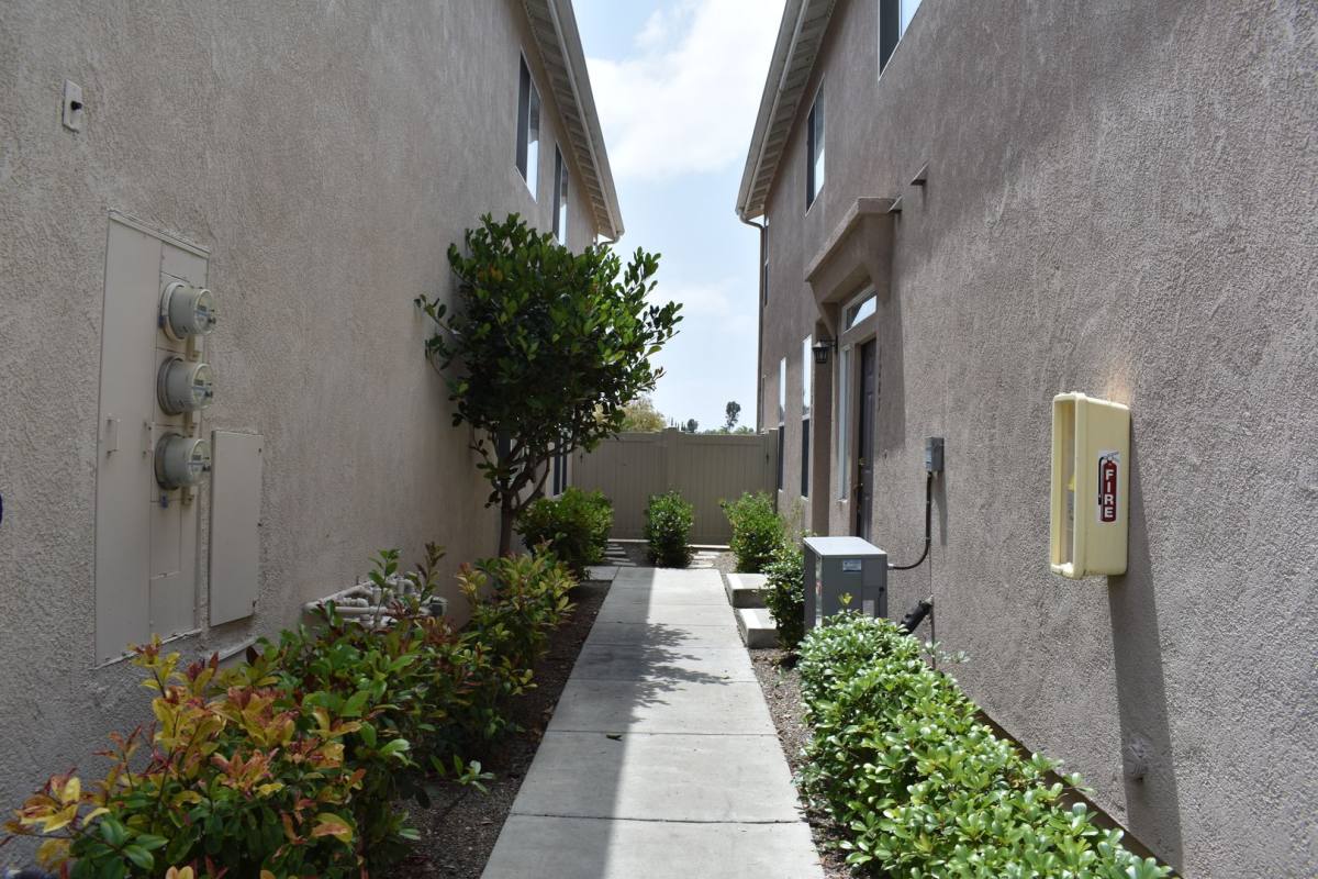 Apartment for rent at 1281 Aguirre Dr, Chula Vista, CA 91910