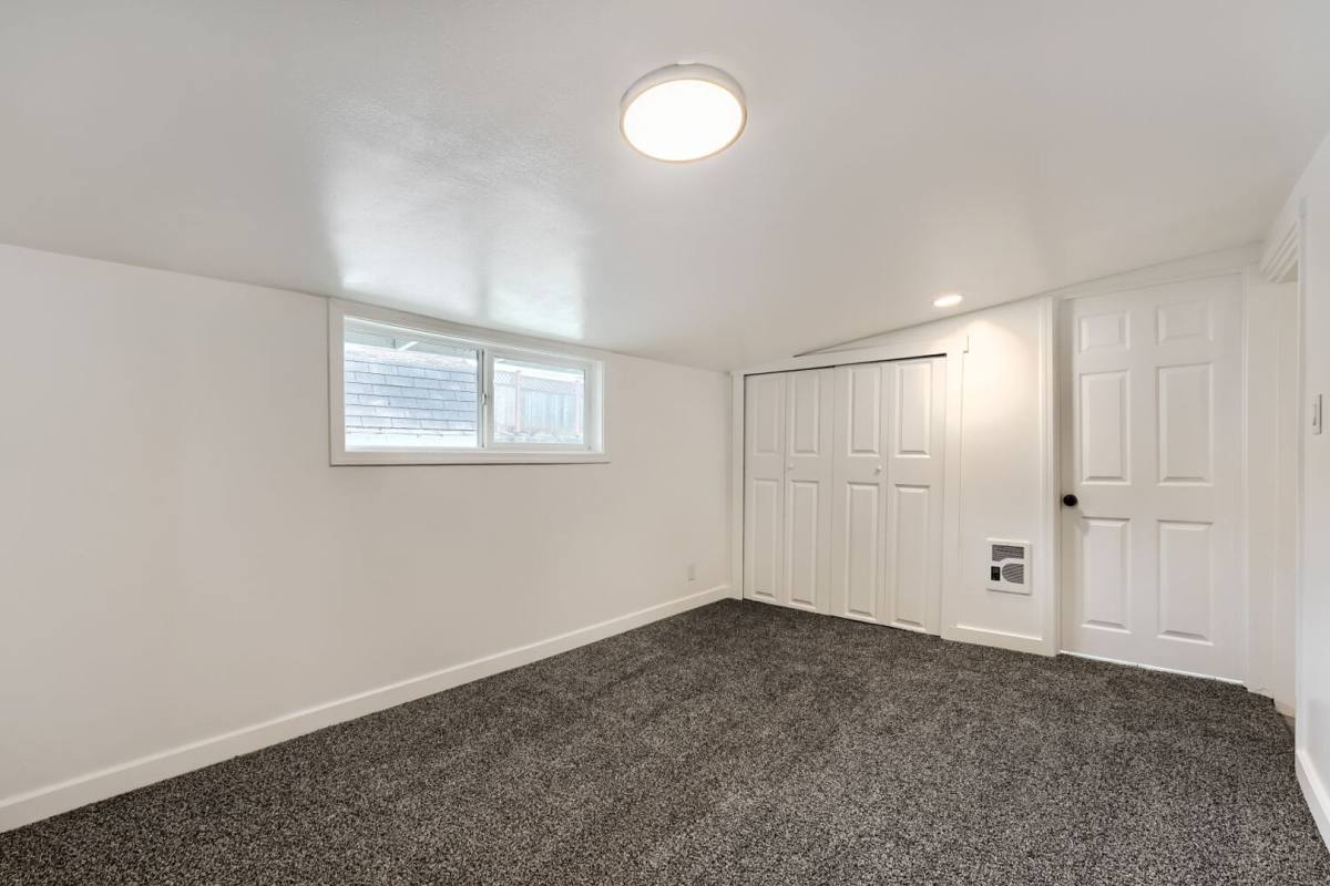 House for rent at 6215 28th St NE, Tacoma, WA 98422