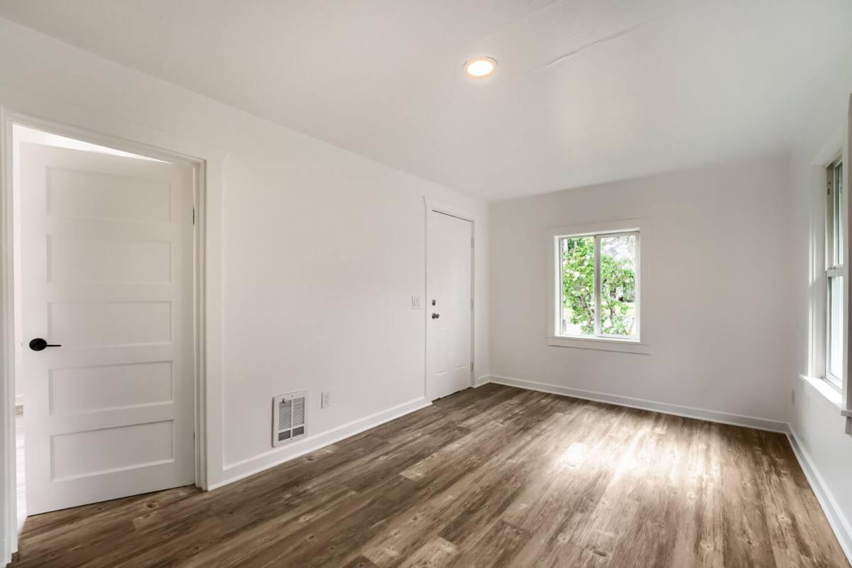 House for rent at 6215 28th St NE, Tacoma, WA 98422