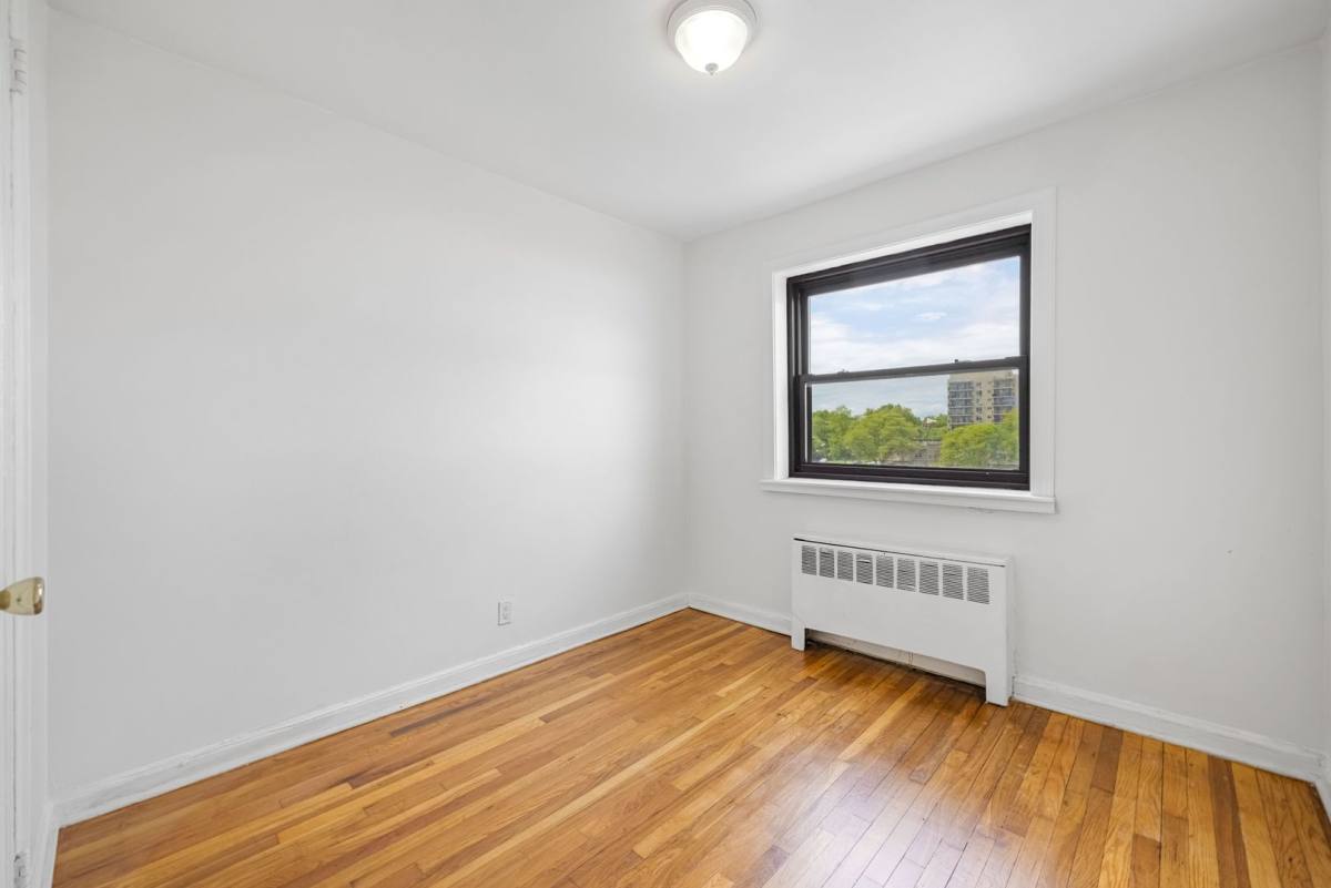 Apartment for rent at 2335 Hudson Terrace, Fort Lee, NJ 07024