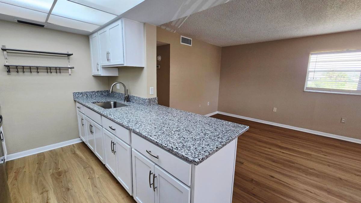 Condo for rent at 203 46th Ave Terrace W #437, Bradenton, FL 34207