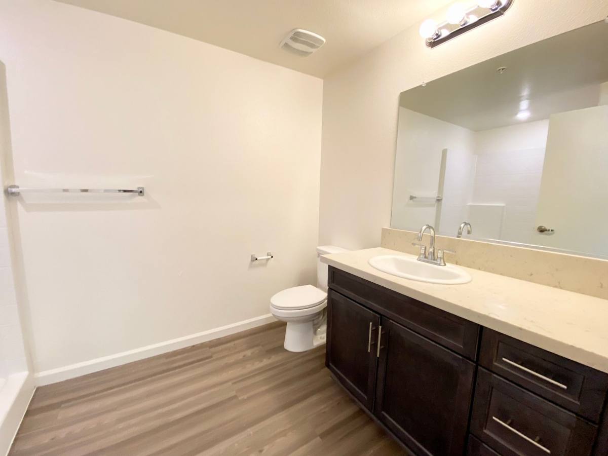 Apartment for rent at 116 N Lyon Ave, Firebaugh, CA 93622
