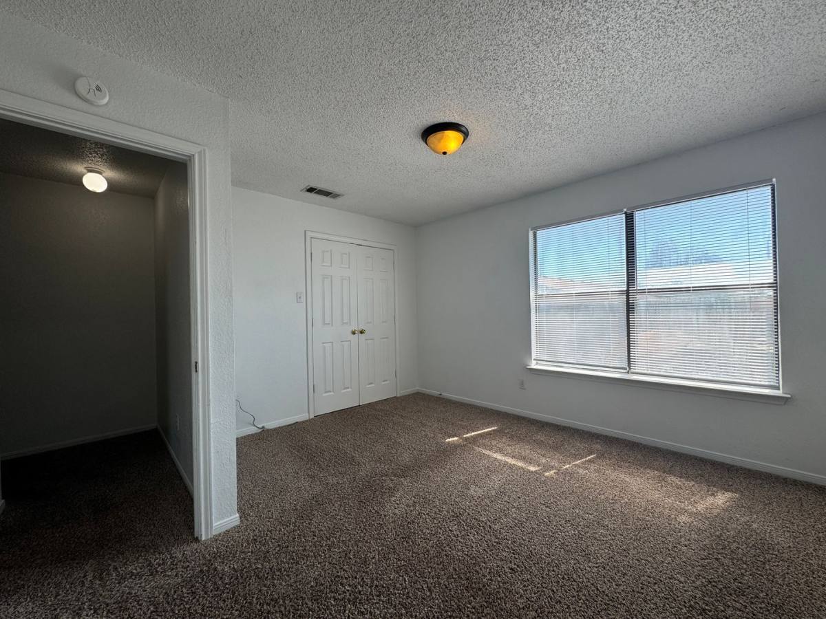 Apartment for rent at 1306 Monroe Lp, Killeen, TX 76543