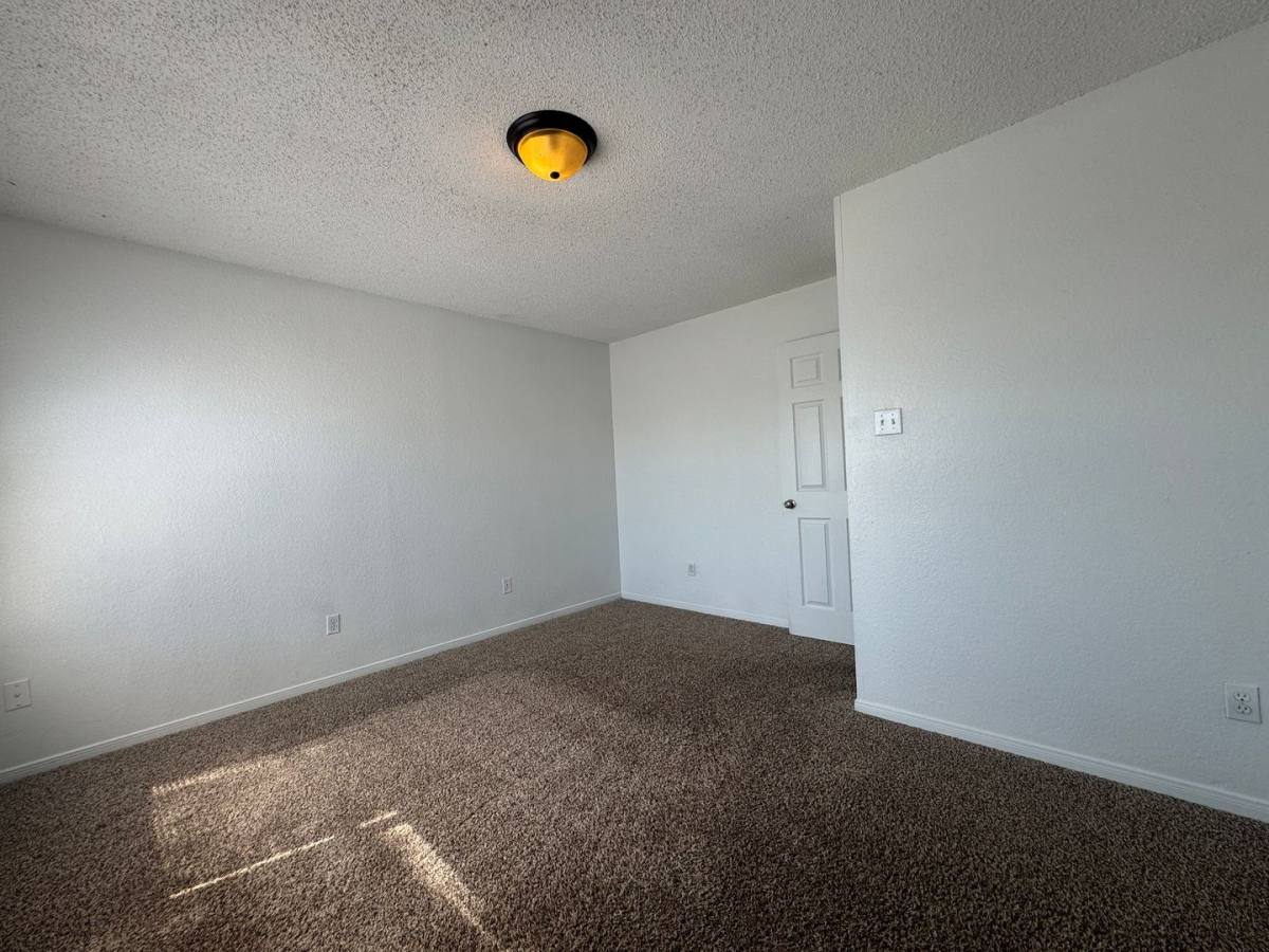 Apartment for rent at 1306 Monroe Lp, Killeen, TX 76543
