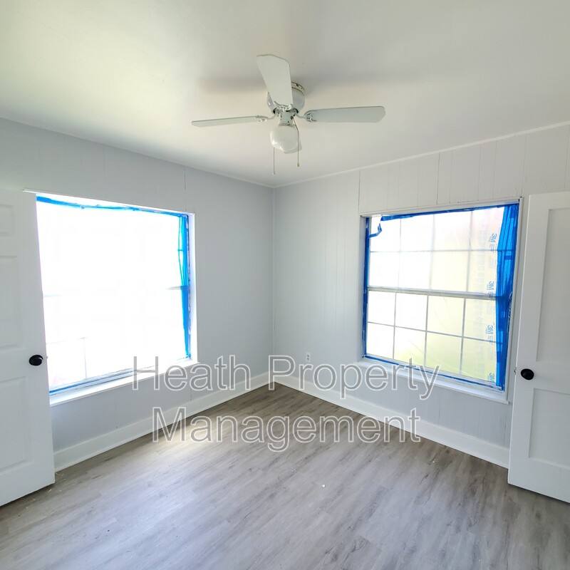 House for rent at 1735 25th St S, Saint Petersburg, FL 33712
